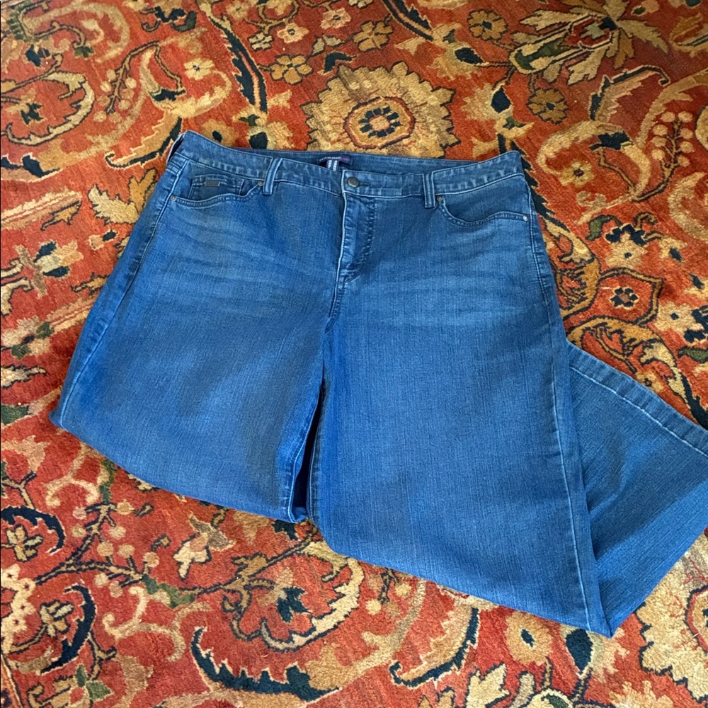 ISAACMIZRAHI LIVE Blue Flare & Wide Leg Jeans